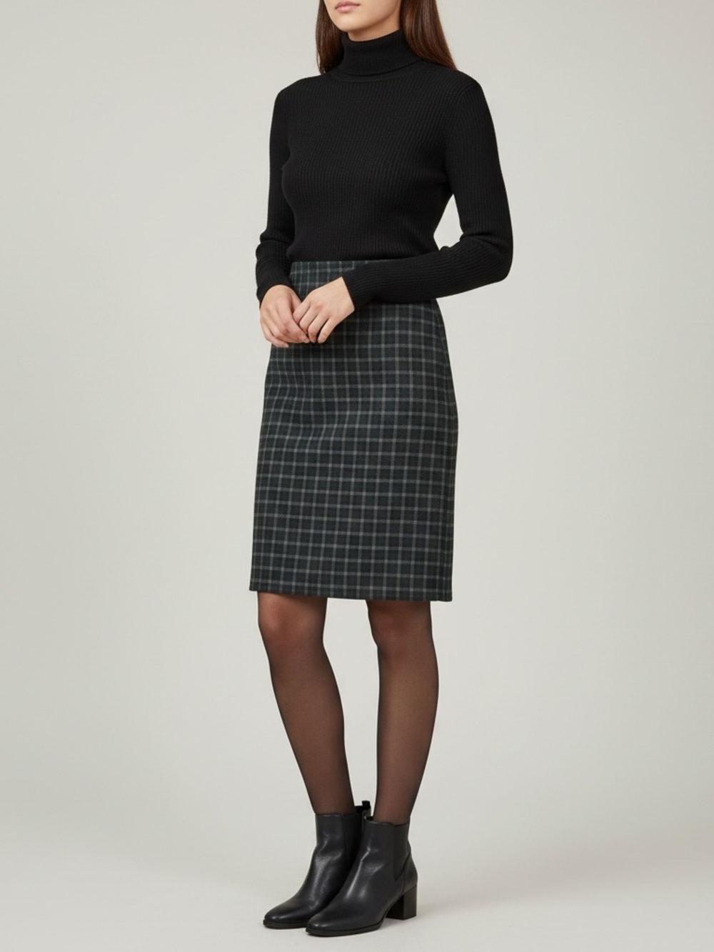 Max Studio Gray & Green Plaid Pencil Skirt Size S - NWT!